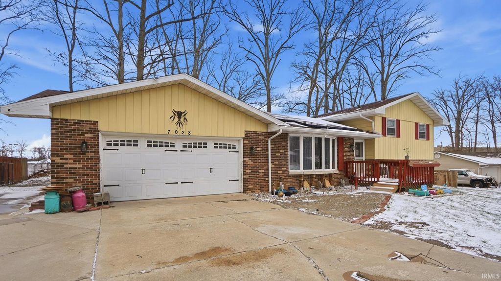 Photo of 7028 Nordale Drive, Fort Wayne, IN 46804 (MLS # 202609320)