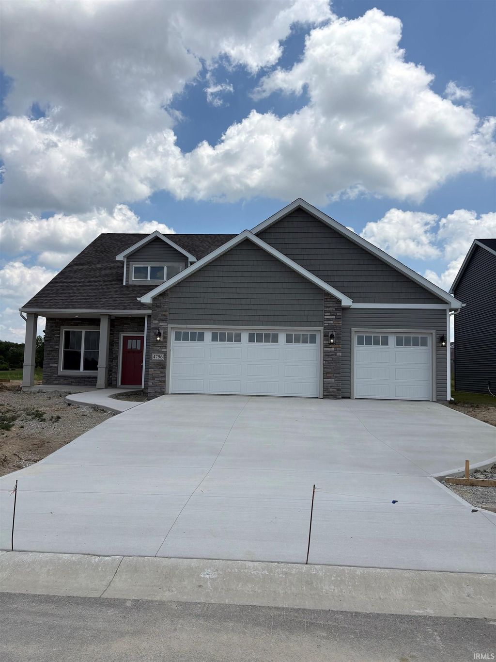 Photo of 4796 Whittlebury Drive, Fort Wayne, IN 46818 (MLS # 202626454)