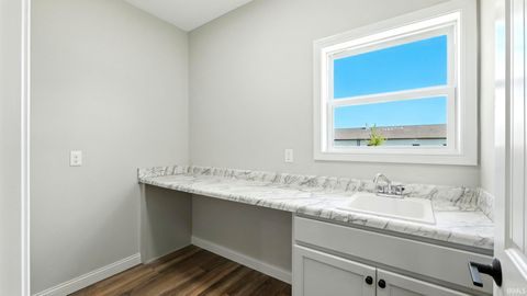 Tiny photo for 4156 SHEFFIELD Circle, Kokomo, IN 46902 (MLS # 202508598)
