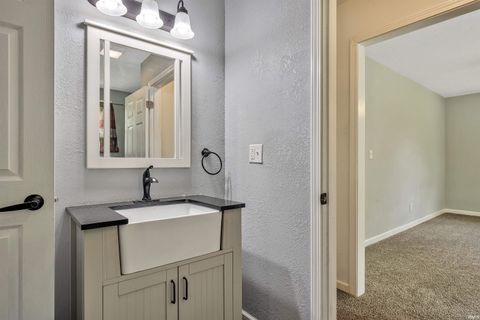 Tiny photo for 1701 Boulevard Place, Princeton, IN 47670 (MLS # 202616701)