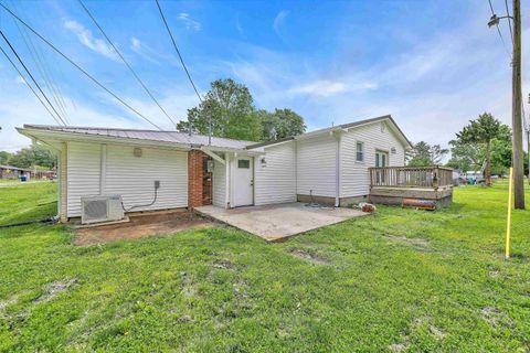 Tiny photo for 1701 Boulevard Place, Princeton, IN 47670 (MLS # 202616701)