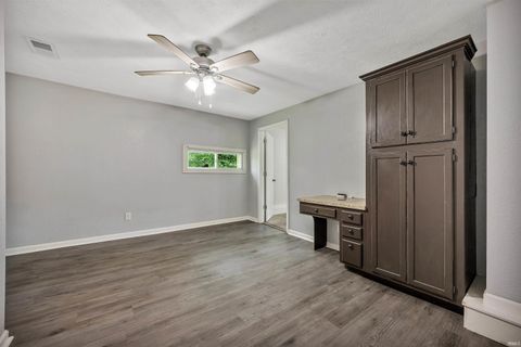Tiny photo for 1701 Boulevard Place, Princeton, IN 47670 (MLS # 202616701)