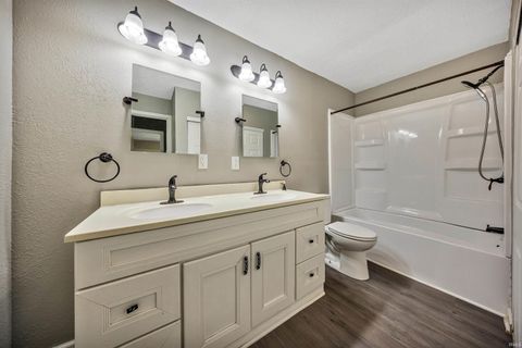 Tiny photo for 1701 Boulevard Place, Princeton, IN 47670 (MLS # 202616701)