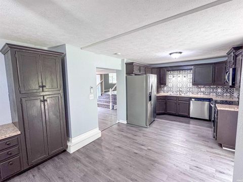 Tiny photo for 1701 Boulevard Place, Princeton, IN 47670 (MLS # 202616701)