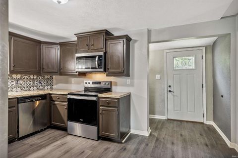 Tiny photo for 1701 Boulevard Place, Princeton, IN 47670 (MLS # 202616701)
