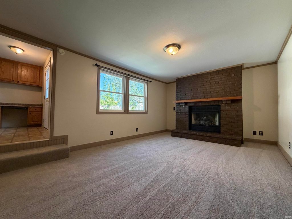 Photo of 815 W 1st Street, Marion, IN 46952 (MLS # 202618873)