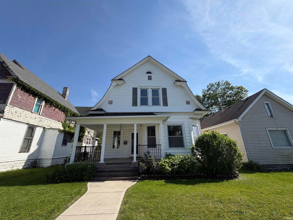 Photo of 815 W 1st Street, Marion, IN 46952 (MLS # 202618873)