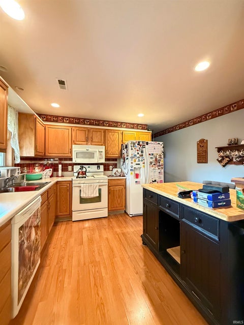 Tiny photo for 1308 Timber Trace, Auburn, IN 46706 (MLS # 202643686)