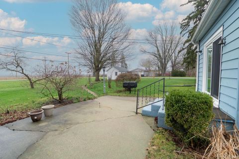 Tiny photo for Zigler Street, New Carlisle, IN 46552 (MLS # 202612366)