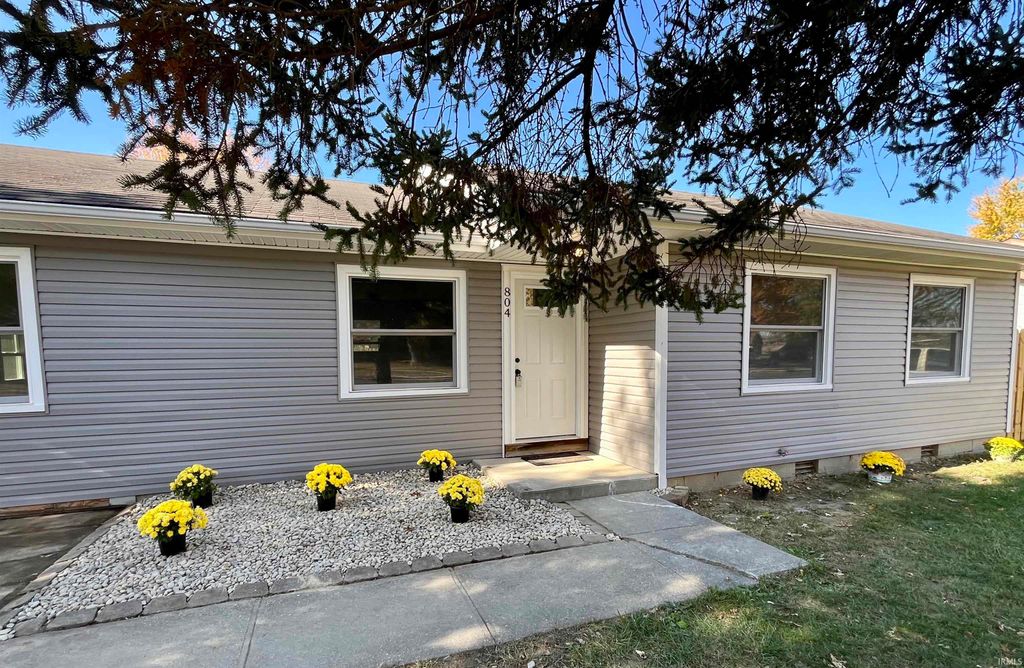 Photo of 804 S 10th Street, Gas City, IN 46933 (MLS # 202544437)