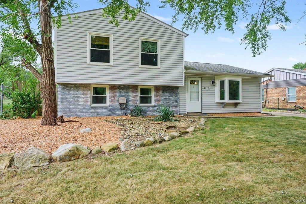 Photo of 3721 Riverside Drive, South Bend, IN 46628 (MLS # 202637683)
