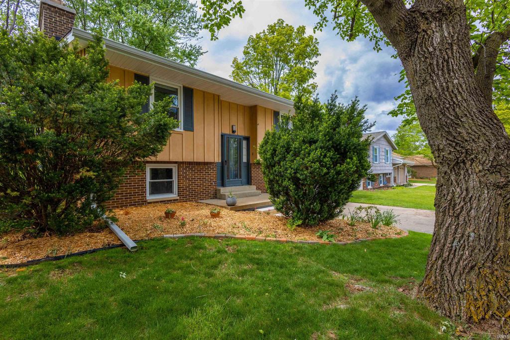Photo of 2955 Soldiers Home Road, West Lafayette, IN 47906 (MLS # 202615786)
