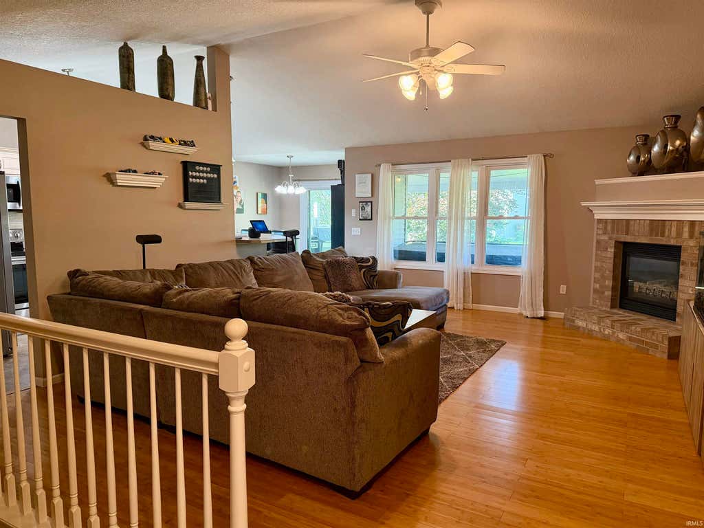 Photo of 12018 Tapered Bank Run, Fort Wayne, IN 46818 (MLS # 202633123)