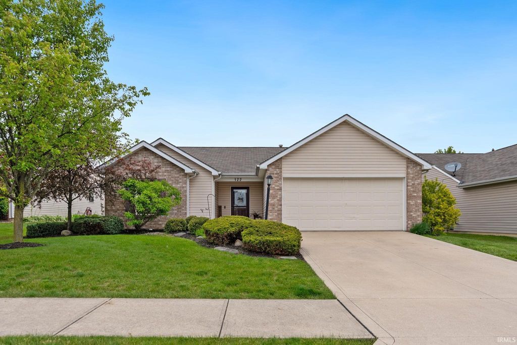 Photo of 122 Caperiole Place, Fort Wayne, IN 46825 (MLS # 202618761)