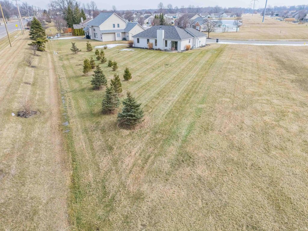 Photo of 6705 Creekwood Lane, Fort Wayne, IN 46835 (MLS # 202605006)