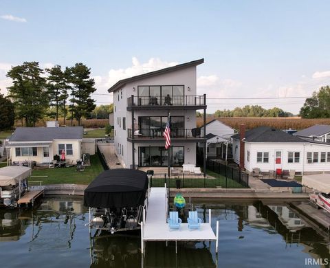 Photo of 2415 Barrett Road, Rochester, IN 46975 (MLS # 202540208)