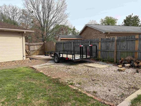 Tiny photo for 5855 Westchester Drive, Newburgh, IN 47630 (MLS # 202612273)