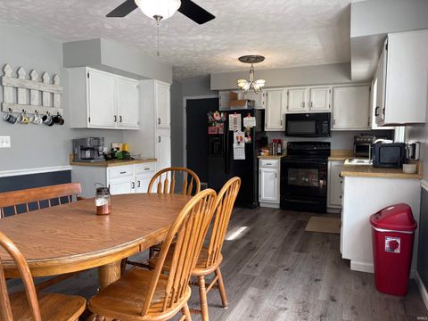 Tiny photo for 5855 Westchester Drive, Newburgh, IN 47630 (MLS # 202612273)