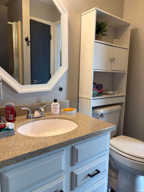 Tiny photo for 5855 Westchester Drive, Newburgh, IN 47630 (MLS # 202612273)