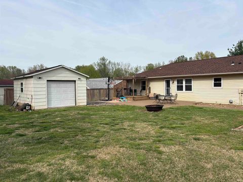 Tiny photo for 5855 Westchester Drive, Newburgh, IN 47630 (MLS # 202612273)