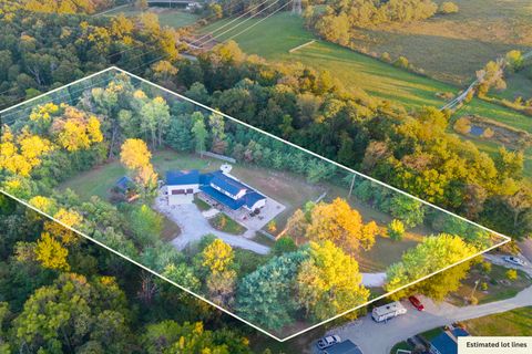 Tiny photo for 9034 W Mallory Road, Bloomington, IN 47404 (MLS # 202618633)