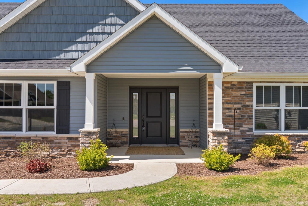 Photo of 113 Paul Court, Roanoke, IN 46783 (MLS # 202634720)