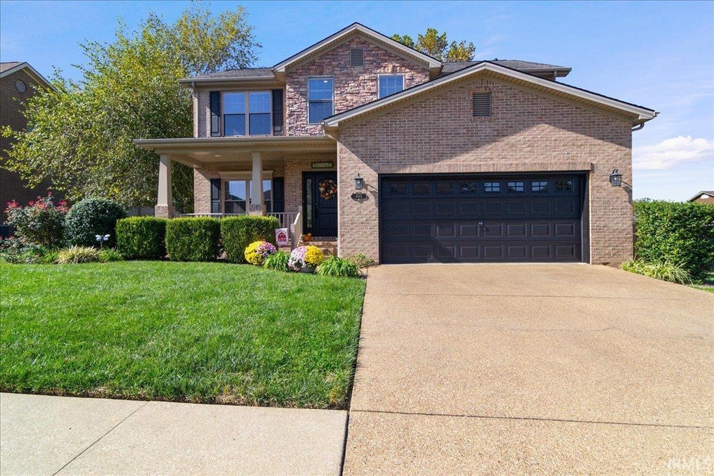 Photo of 4585 Fieldcrest Place Circle, Newburgh, IN 47630 (MLS # 202643937)