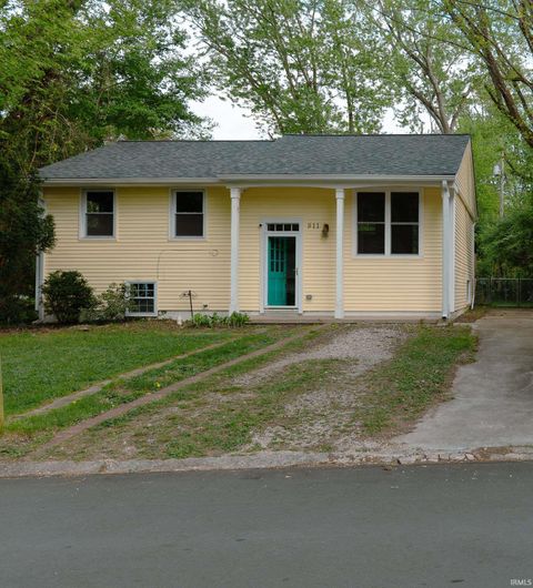 Tiny photo for 911 W Winding Way Street, Bloomington, IN 47404 (MLS # 202613046)