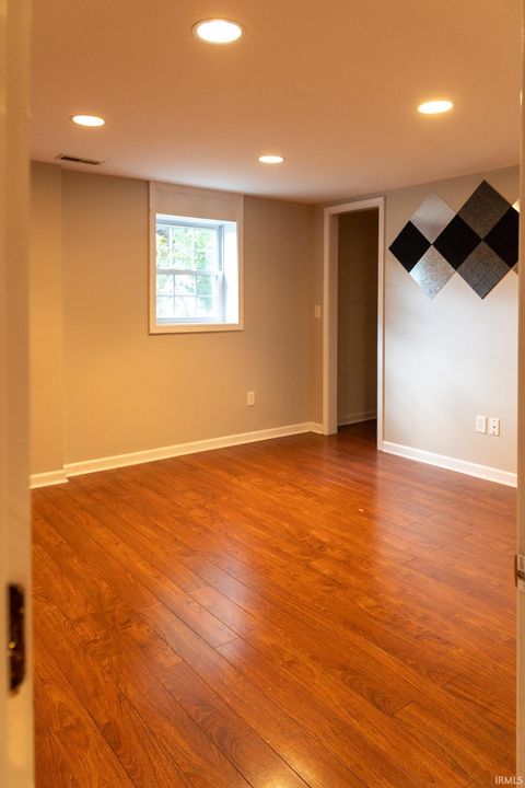 Tiny photo for 911 W Winding Way Street, Bloomington, IN 47404 (MLS # 202613046)