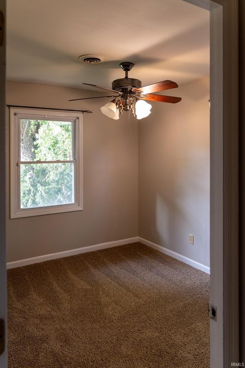 Tiny photo for 911 W Winding Way Street, Bloomington, IN 47404 (MLS # 202613046)