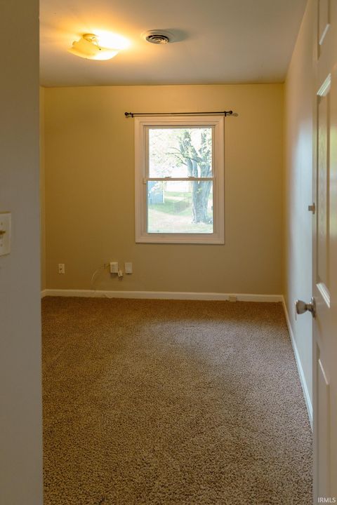 Tiny photo for 911 W Winding Way Street, Bloomington, IN 47404 (MLS # 202613046)