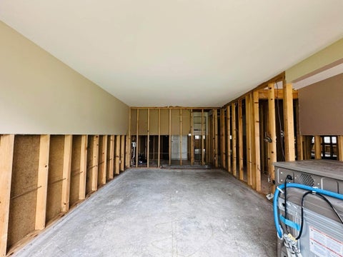 Tiny photo for 4031 Hedwig Drive, Fort Wayne, IN 46815 (MLS # 202637906)
