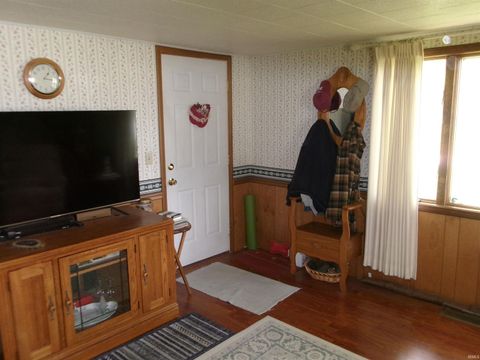 Tiny photo for 4043 N FILMORE Street, Mexico, IN 46958 (MLS # 202618587)