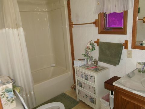 Tiny photo for 4043 N FILMORE Street, Mexico, IN 46958 (MLS # 202618587)
