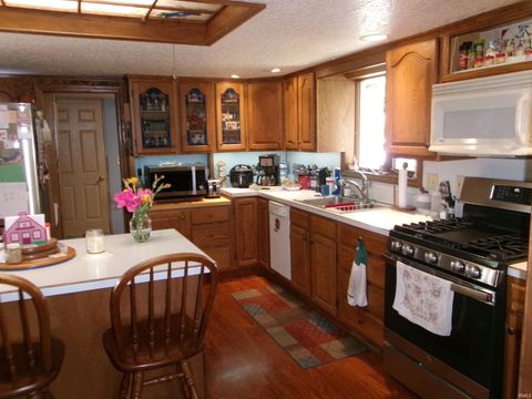 Tiny photo for 4043 N FILMORE Street, Mexico, IN 46958 (MLS # 202618587)