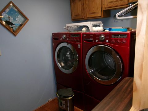Tiny photo for 4043 N FILMORE Street, Mexico, IN 46958 (MLS # 202618587)