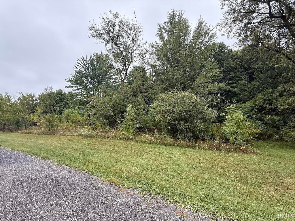 Photo of S Mellwood Park Dr. E Drive, Kimmell, IN 46760 (MLS # 202639209)