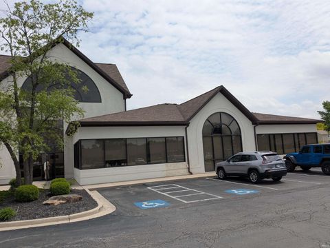 Photo of 1791 W Lincoln Road #Suite C, Kokomo, IN 46902 (MLS # 202518509) Photo of 1791 W Lincoln Road #Suite C, Kokomo, IN 46902 (MLS # 202518509)