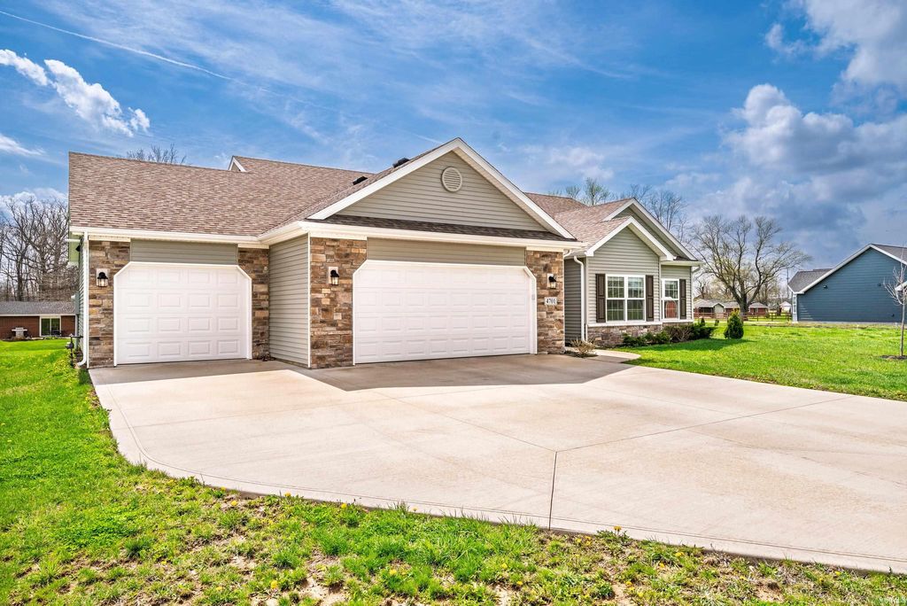 Photo of 4701 W Clearlake Court, Muncie, IN 47304 (MLS # 202611479)