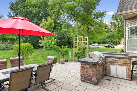 Tiny photo for 869 Commodores Cir Circle, Lafayette, IN 47909 (MLS # 202618166)