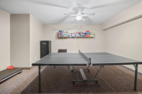 Tiny photo for 869 Commodores Cir Circle, Lafayette, IN 47909 (MLS # 202618166)