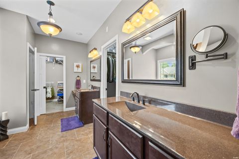 Tiny photo for 869 Commodores Cir Circle, Lafayette, IN 47909 (MLS # 202618166)