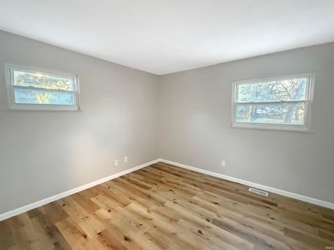 Tiny photo for 220 Sharon Road, West Lafayette, IN 47906 (MLS # 202603521)