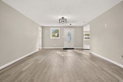 Tiny photo for 506 Howard Street, Logansport, IN 46947 (MLS # 202545365)