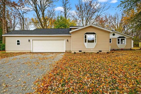 Tiny photo for 506 Howard Street, Logansport, IN 46947 (MLS # 202545365)