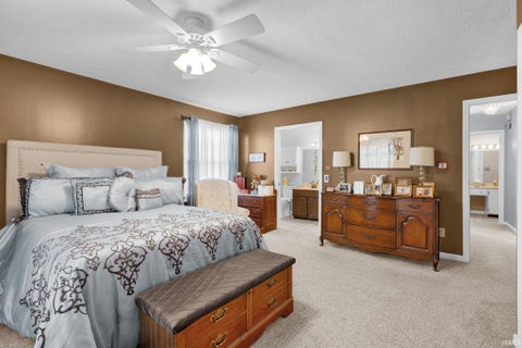 Tiny photo for 552 E Waterloo Ct CT, Bloomington, IN 47401 (MLS # 202643763)