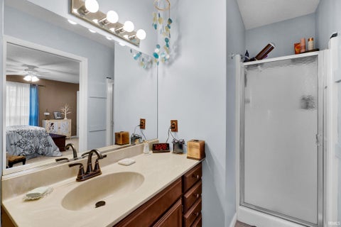 Tiny photo for 552 E Waterloo Ct CT, Bloomington, IN 47401 (MLS # 202643763)