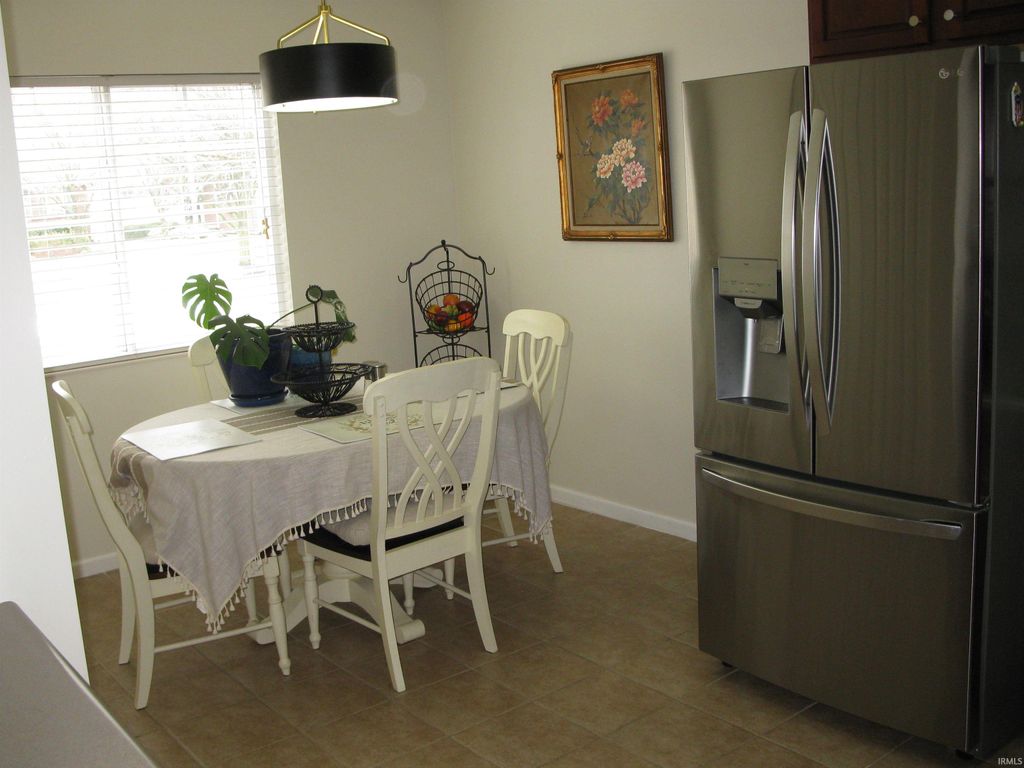 Photo of 528 Dylan Drive, Avon, IN 46123 (MLS # 202604332)