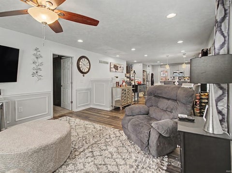 Tiny photo for 7608 Adams Avenue, Evansville, IN 47715 (MLS # 202631200)