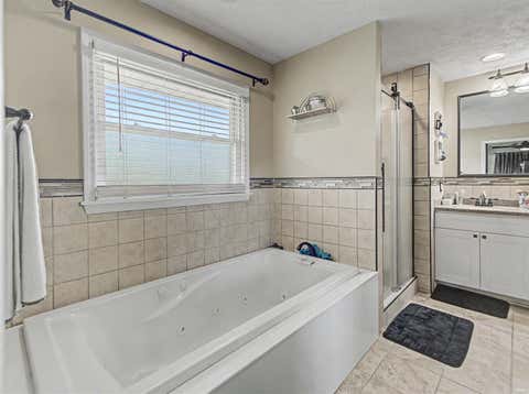 Tiny photo for 7608 Adams Avenue, Evansville, IN 47715 (MLS # 202631200)